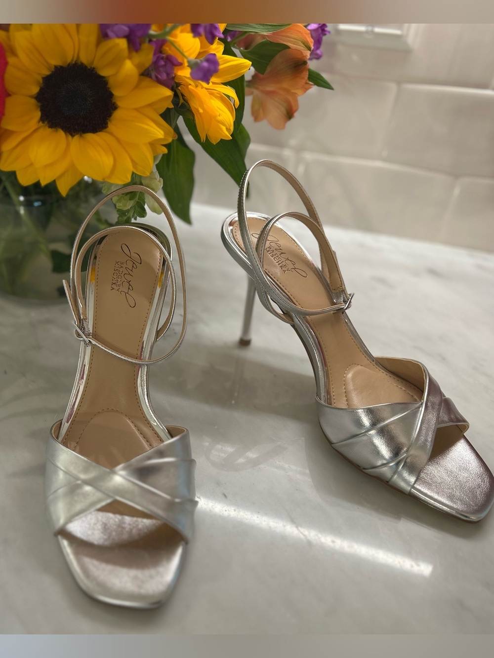 Jewel Badgley Mischka Silver Metallic Crisscross Stiletto Sandals